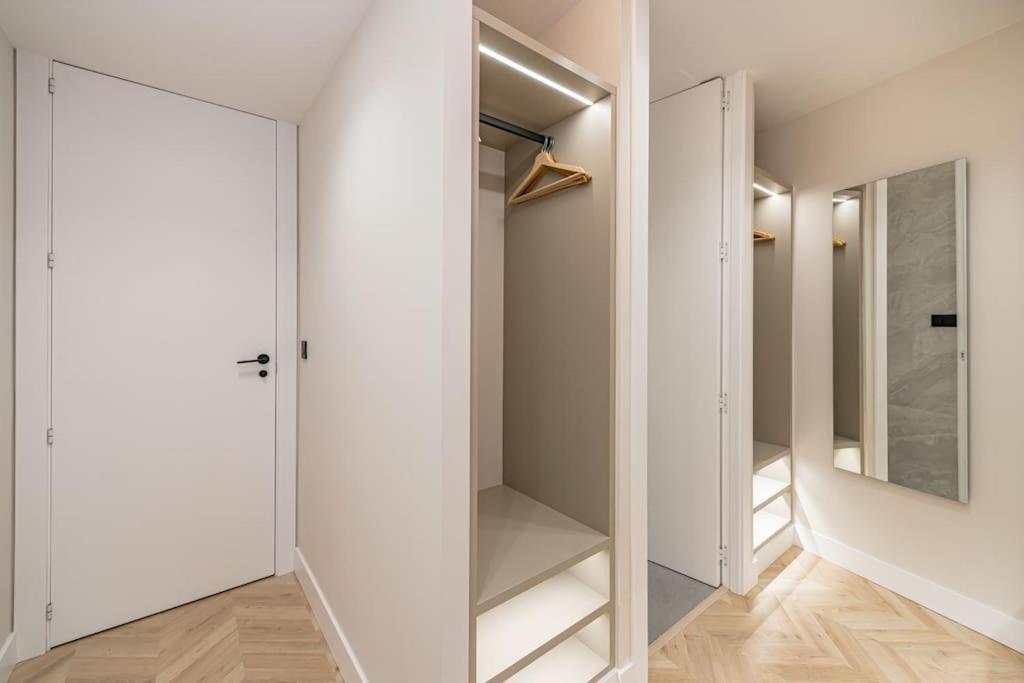 Appartement Puerta Del Sol 3Br 3Bh à Madrid Extérieur photo